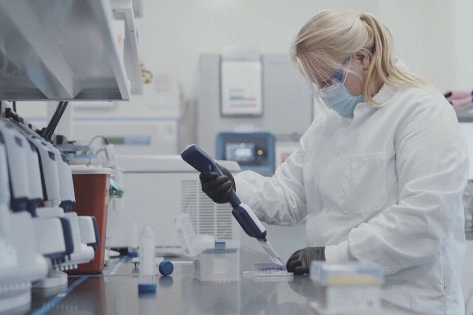 Tudo o que precisa de saber sobre as novas variantes da Covid-19 que ameaçam regresso à normalidade