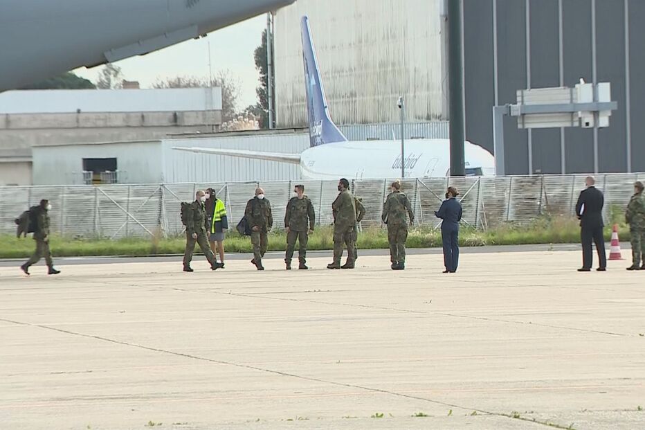 Militares alemães chegam a Lisboa para render equipa de profissionais no combate à pandemia