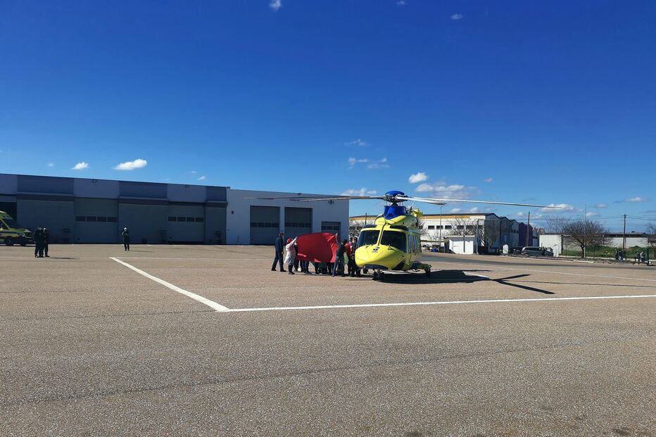 Bombeiros Voluntários de Vila Viçosa, helitransportado, ferido