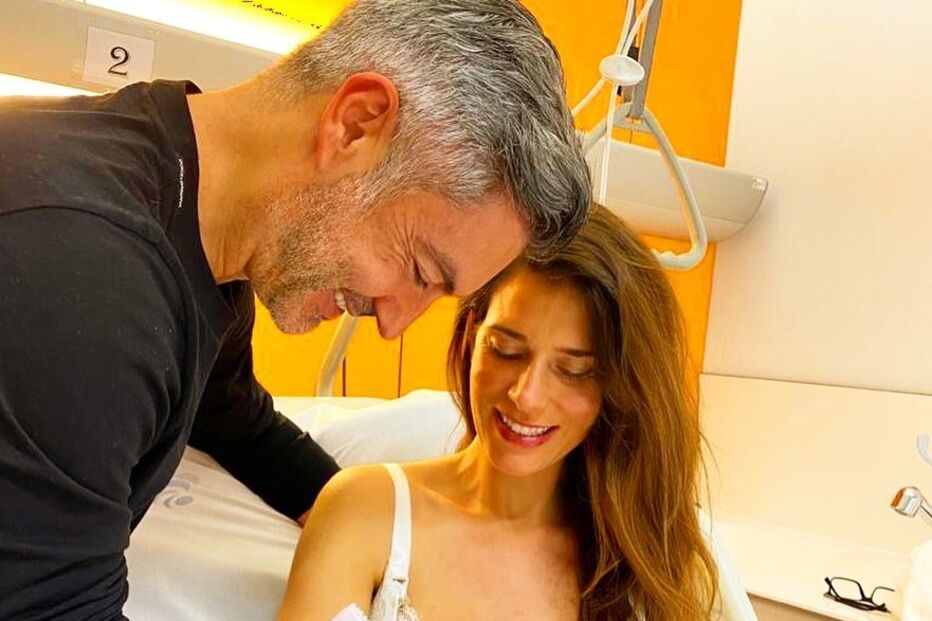 Andreia Santos e Vítor Baía com a pequena Matilde