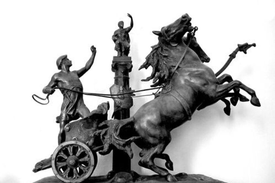 PSP encontra taça furtada ao Vitória de Setúbal na casa do antigo diretor do clube