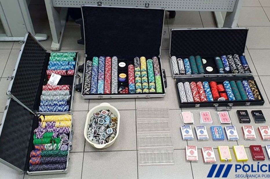 2021-02-26_16_56_30 foto 2 apreensão jogo fortuna azar GDM 26FEV2021 (2).jpg