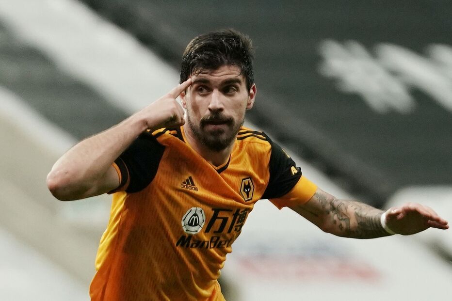 Wolverhampton empata em Newcastle com golo de português Rúben Neves