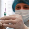 Áustria retira por precaução lote da vacina AstraZeneca após morte de vacinada 