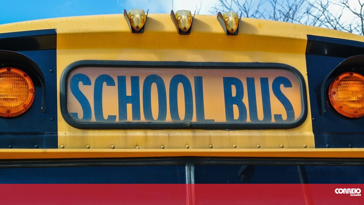 Alunos achavam que iam a uma feira universitária mas acabaram num evento sexista e transfóbico da Igreja - Correio da Manhã