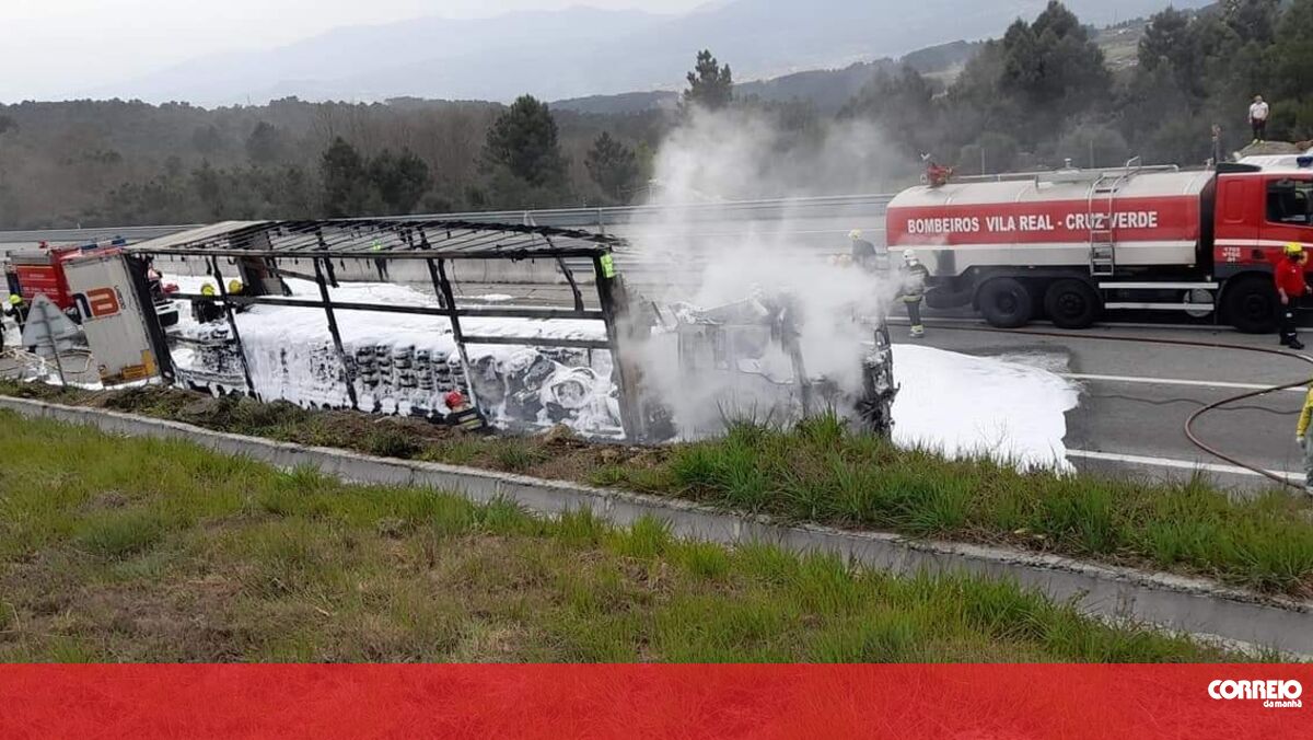 Incêndio Em Camião Corta A4 Em Vila Real No Sentido Sul Norte Sociedade Correio Da Manhã