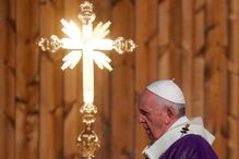 Papa Francisco celebra missa no Estádio Franso Hariri em Erbil, Iraque