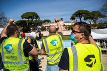 Centenas de trabalhadores da Groundforce em Belém gritam pelos salários