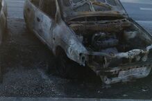 Incêndio destrói dois carros em Aveiro