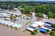 Bairros inteiros estão submersos junto a várias cidades