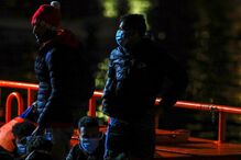 85 migrantes foram resgatados de duas embarcações ao largo das ilhas Canárias