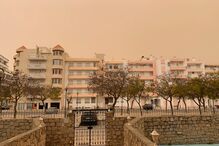 Poeira vinda de África já provoca efeitos no sul do País e atinge Monte Gordo