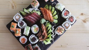 'Operação Sashimi' suspende atividade de cinco estabelecimentos de confeção de sushi