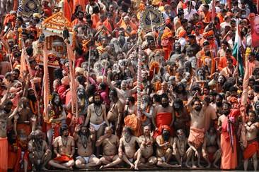 Índia realiza maior festival religioso do mundo