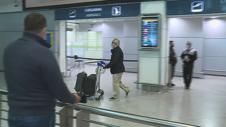 João Loureiro já está no aeroporto do Porto após polémica com avião da droga no Brasil
