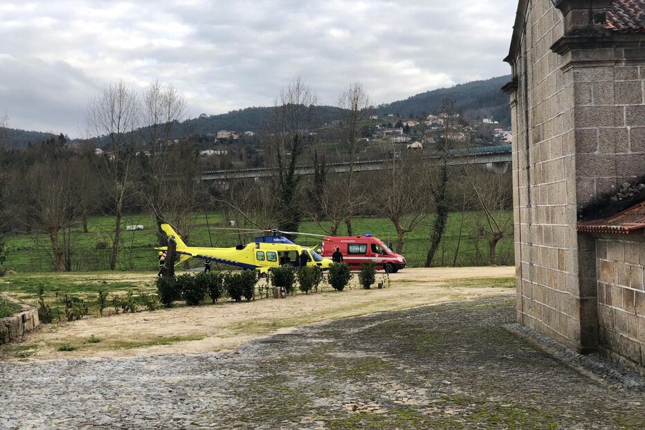 Jovem gravemente ferido em acidente com trator em Cabeceiras de Basto