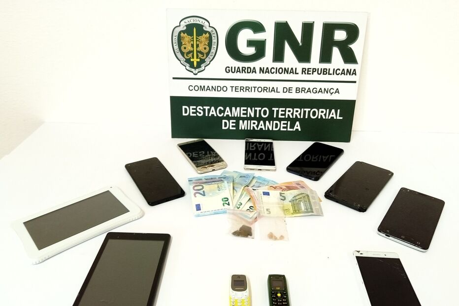 Imagem GNR BRAGANÇA - APREENSÃO.JPG (9059799) (Milenium)