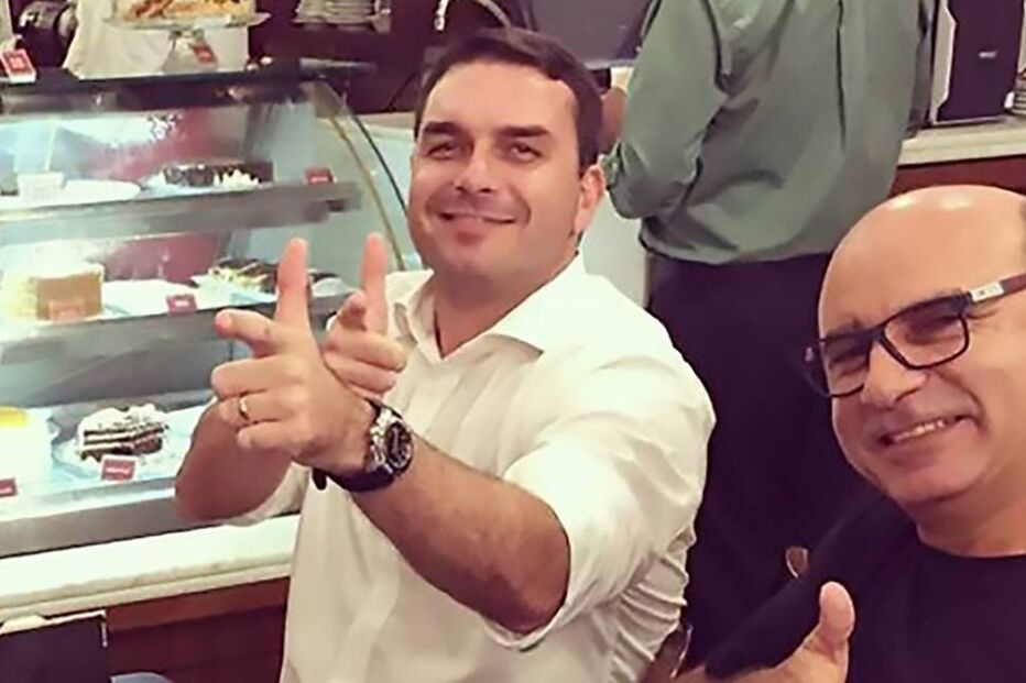 Imagem EZGIF.COM-GIF-MAKER.JPG (9073433) (Milenium)