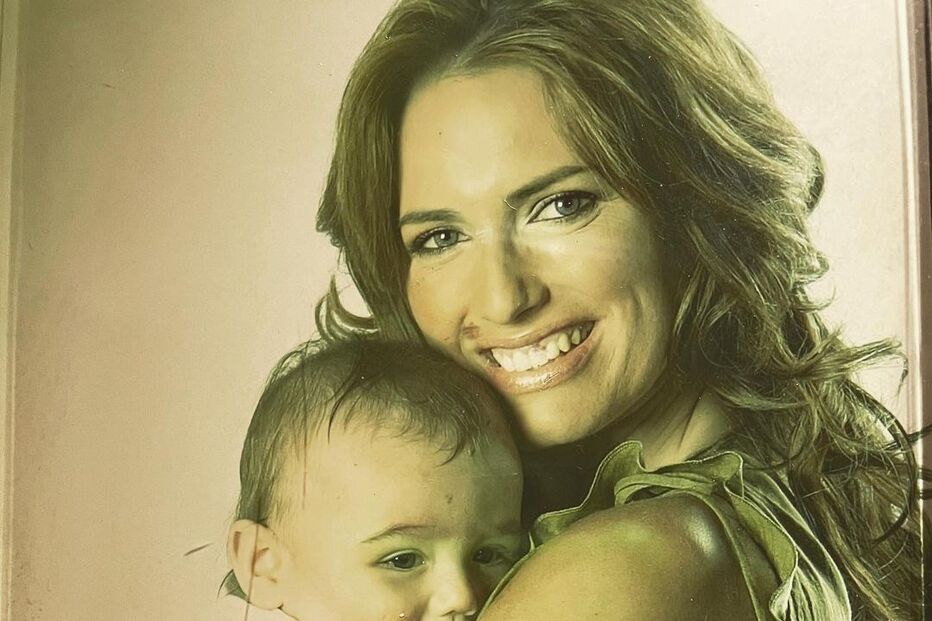 Fernanda Serrano e o pequeno Santiago