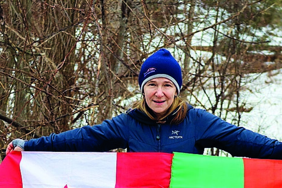 Ema Dantas reside no Canadá desde os seus quatro anos.