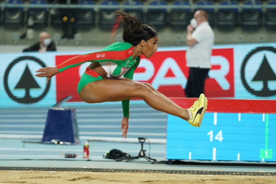 Patrícia Mamoma sagra-se campeã europeia de triplo salto em pista coberta