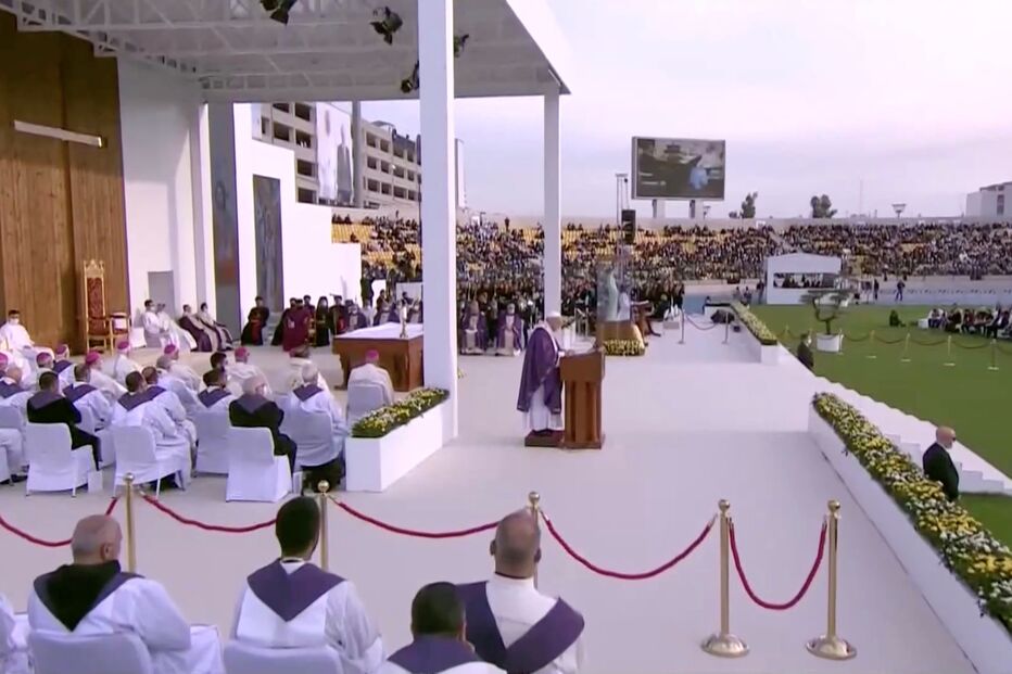 Papa Francisco celebra missa no Estádio Franso Hariri em Erbil, Iraque
