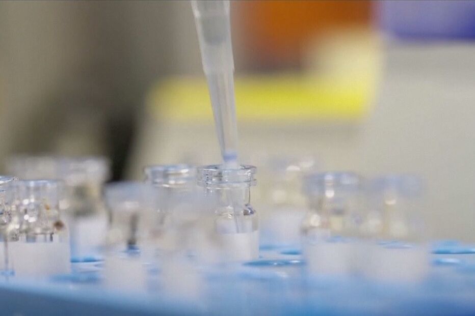 Fabrico das vacinas contra a Covid-19 está a ser feito duas vezes mais rápido