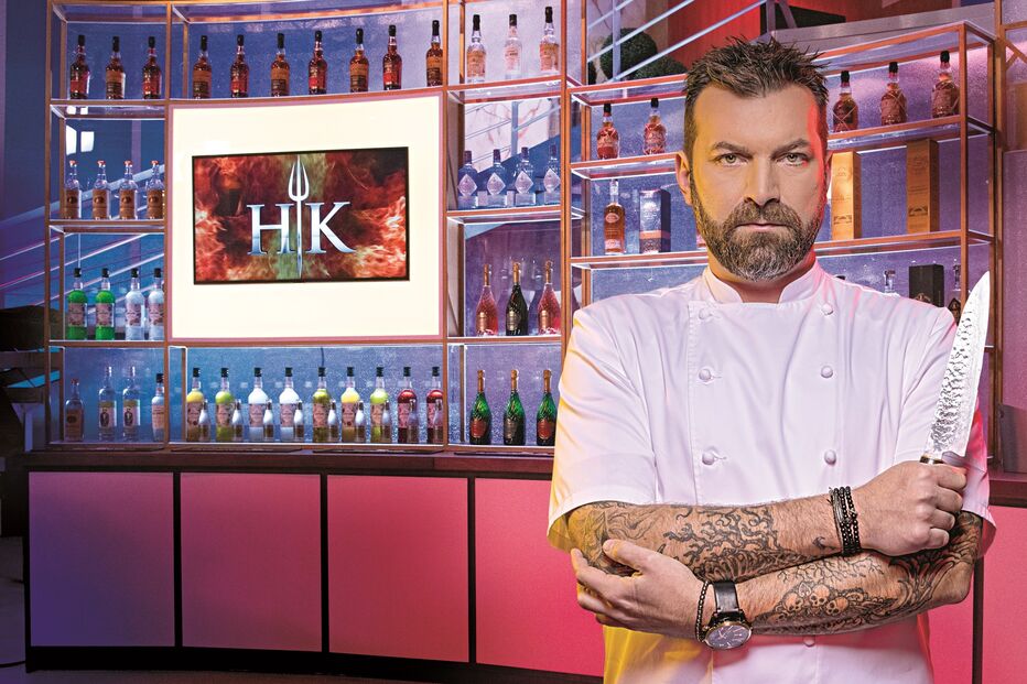 Ljubomir Stanisic, de 42 anos, assume que “há muito tempo” que não se divertia tanto e garante que ‘Hell’s Kitchen’ é muito diferente do ‘Pesadelo na Cozinha’ (TVI)