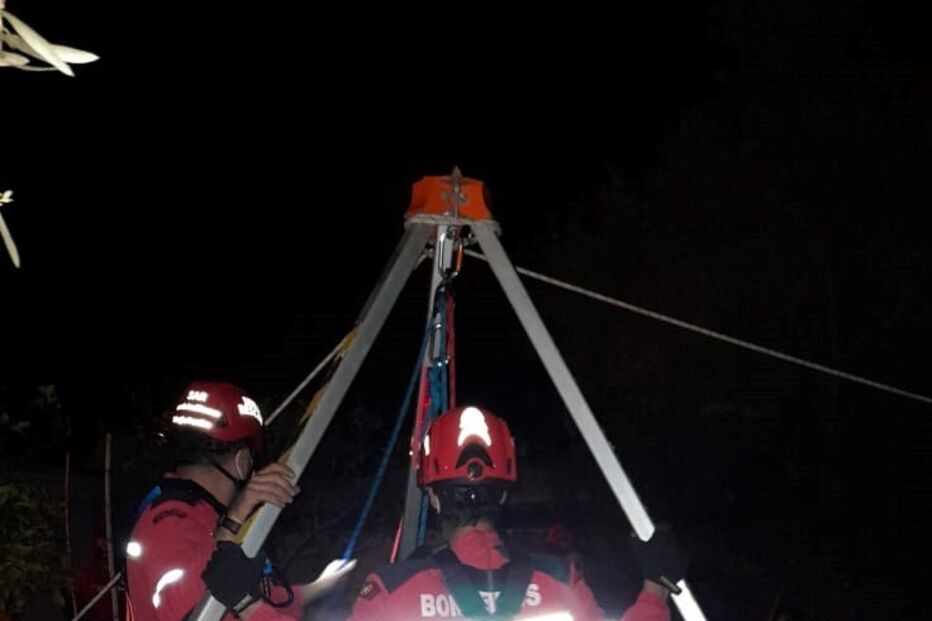 Bombeiros resgatam gato de poço em Alvalade, Santiago do Cacém
