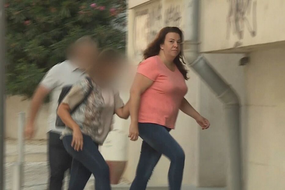 Viúva Rosa Grilo com computador e Internet na cadeia para tirar curso universitário