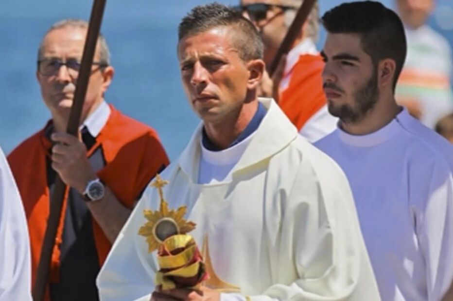 O padre Ricardo Esteves