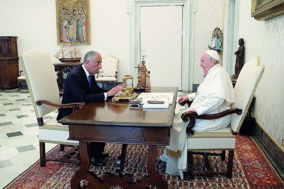 Marcelo foi recebido pelo Papa Francisco e falaram sobre a visita do líder da Igreja Católica a Portugal em 2023 