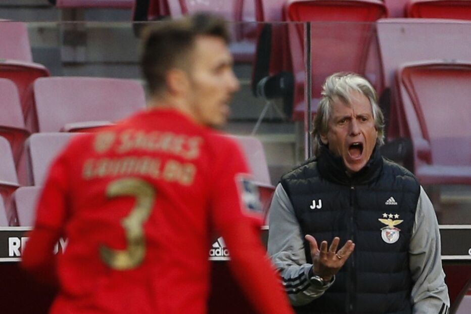 /fotosgeral/Fotos/2-38325570 (9192205) (Milenium)