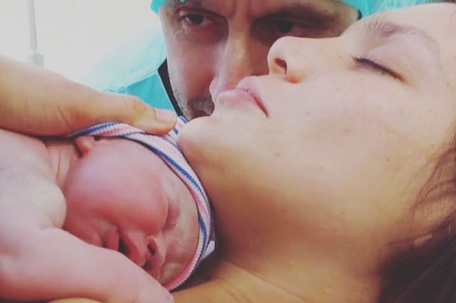 Andreia Rodrigues, Daniel Oliveira e a recém-nascida Inês