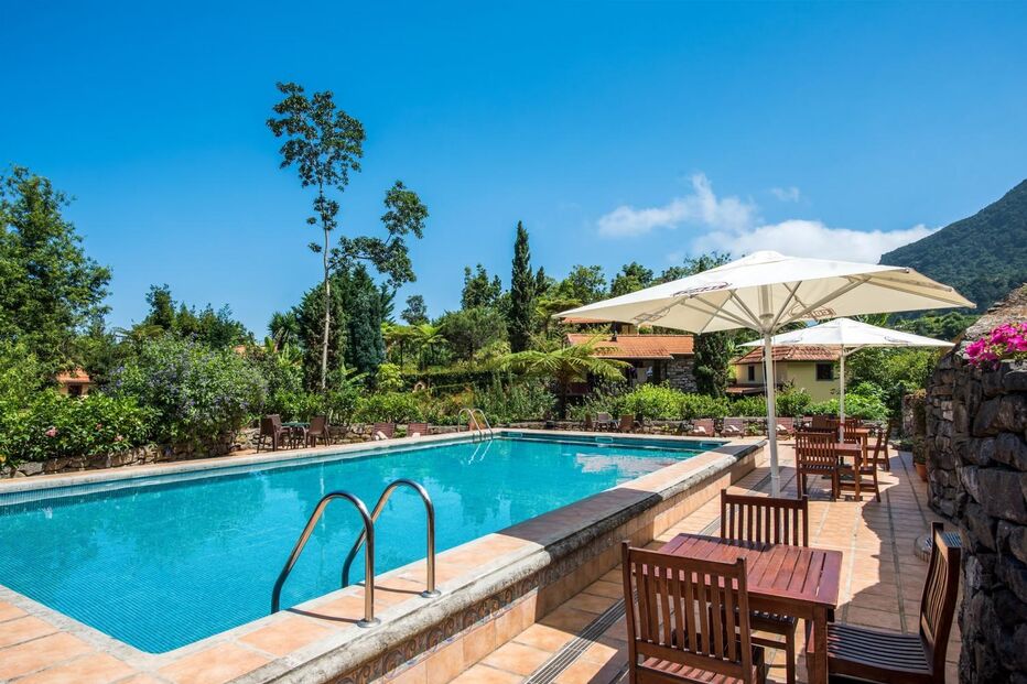 Piscina do Pestana Quinta do Arco Nature & Rose Garden Hotel, na Madeira.