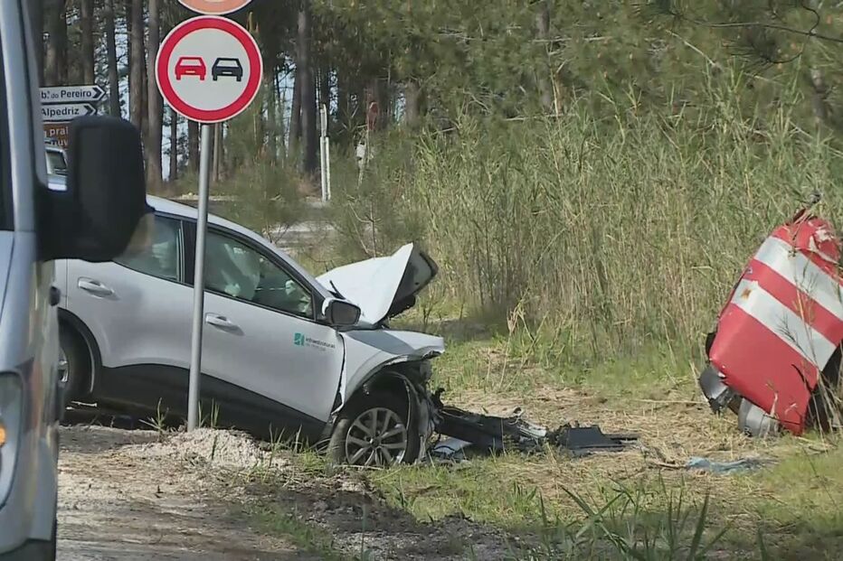  Dois mortos e um ferido em violenta colisão entre dois carros em Alcobaça