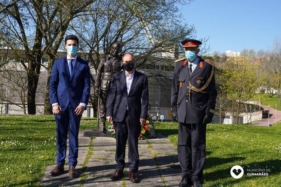 Bombeiros de Guimarães assinalaram 144 anos de existência 