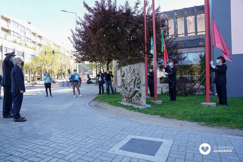 Bombeiros de Guimarães assinalaram 144 anos de existência 