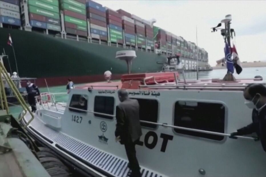 2021-03-27_12_51_29 canal suez 01D5784E.jpg