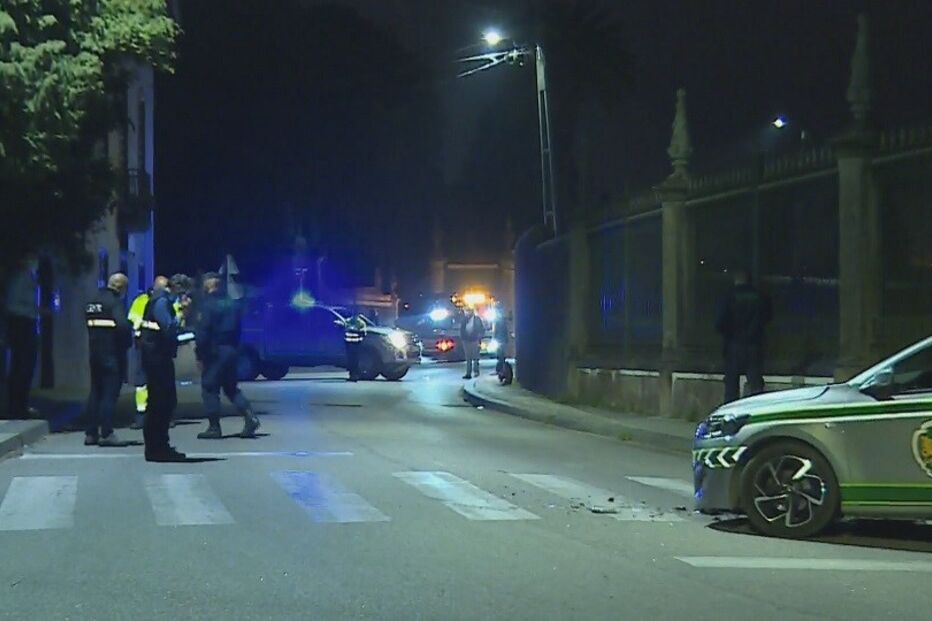 Militar da GNR ferido em acidente durante perseguição a suspeitos de carro furtado em Oliveira de Azeméis