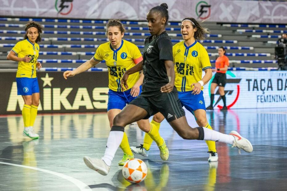 Benfica vence Nun'Álvares e conquista primeira Taça da Liga feminina de futsal