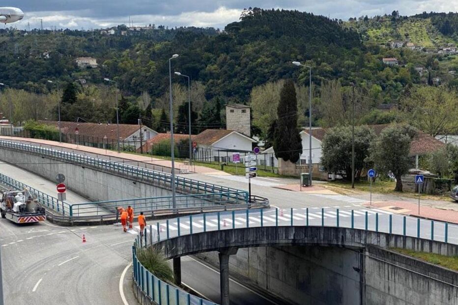 Passadeira em rotunda gera polémica em Coimbra