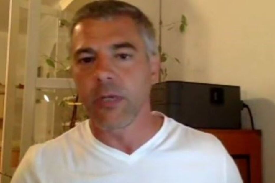 Juiz negacionista da pandemia desafia Diretor Nacional da PSP para combate de MMA