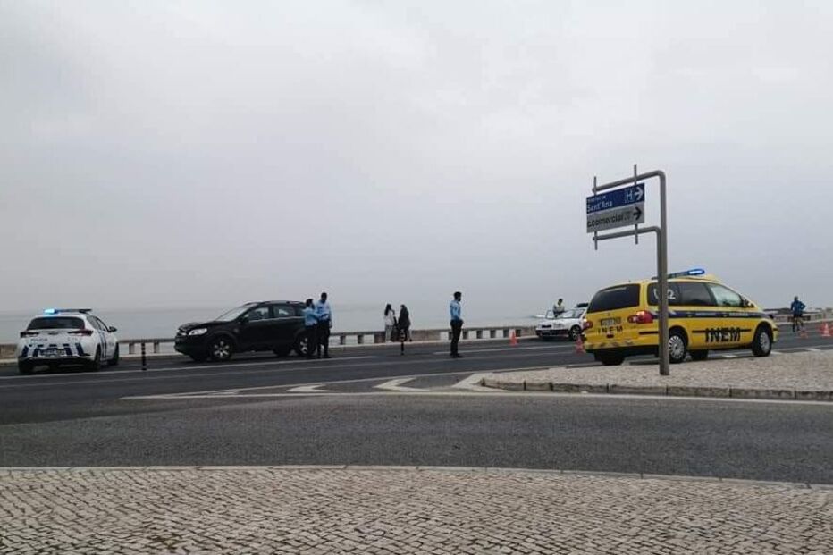 Homem morre atropelado na marginal de Carcavelos