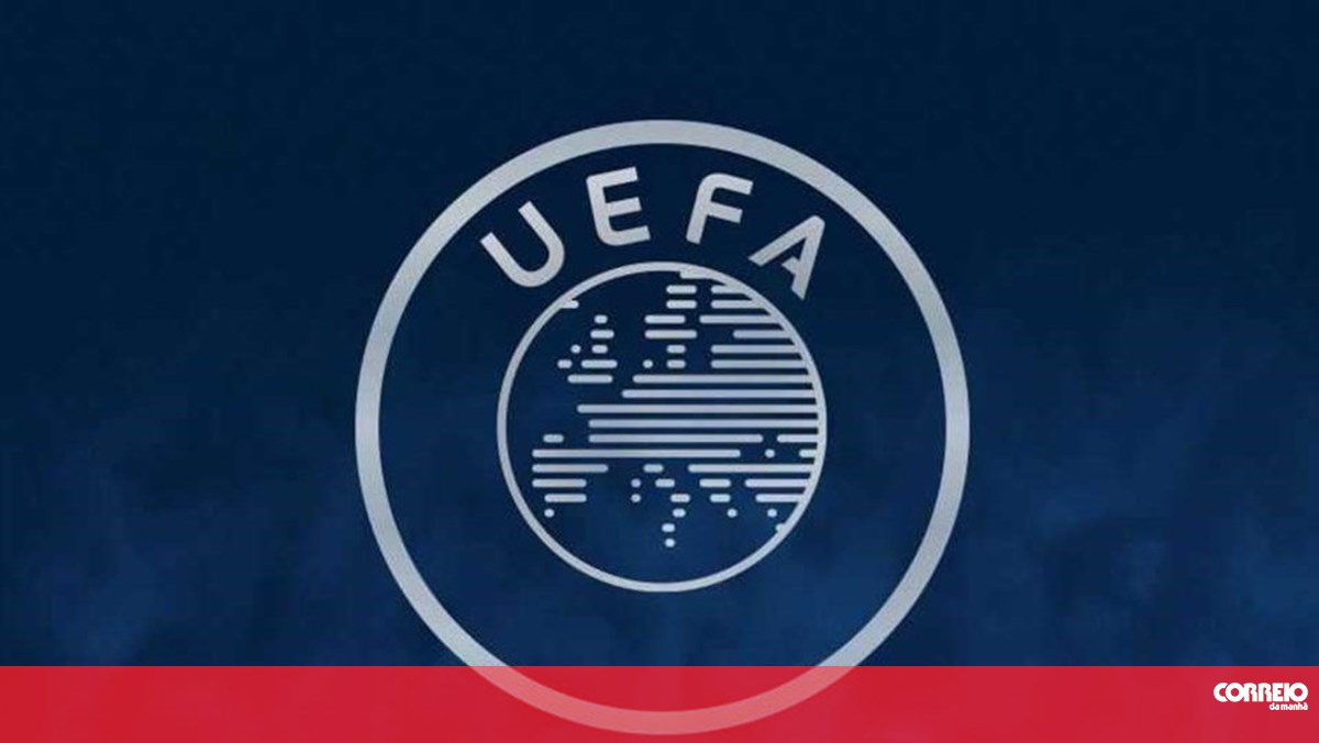 Sevilha multado pela UEFA devido a comportamento racista dos adeptos