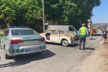 Colisão entre duas viaturas destrói carro clássico e faz cinco feridos em Guimarães