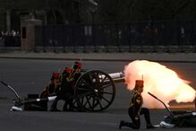 Salvas de canhão por todo o Reino Unido em homenagem ao príncipe Filipe