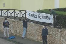 Cartazes com mensagem 