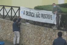 Cartazes com mensagem 