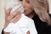 Helena Coelho e a filha, Íris